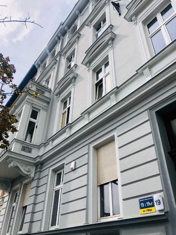 Apartament Flaming Z Balkonem - Scisle Centrum Naprzeciwko Pkp I Pks - Self Check In - Darmowy Parking - Pozne Wymeldowanie - Wystawiamy Fv Opole Exteriör bild