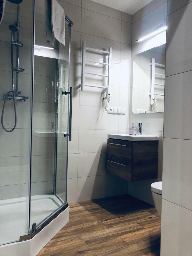 Apartament Flaming Z Balkonem - Scisle Centrum Naprzeciwko Pkp I Pks - Self Check In - Darmowy Parking - Pozne Wymeldowanie - Wystawiamy Fv Opole Exteriör bild